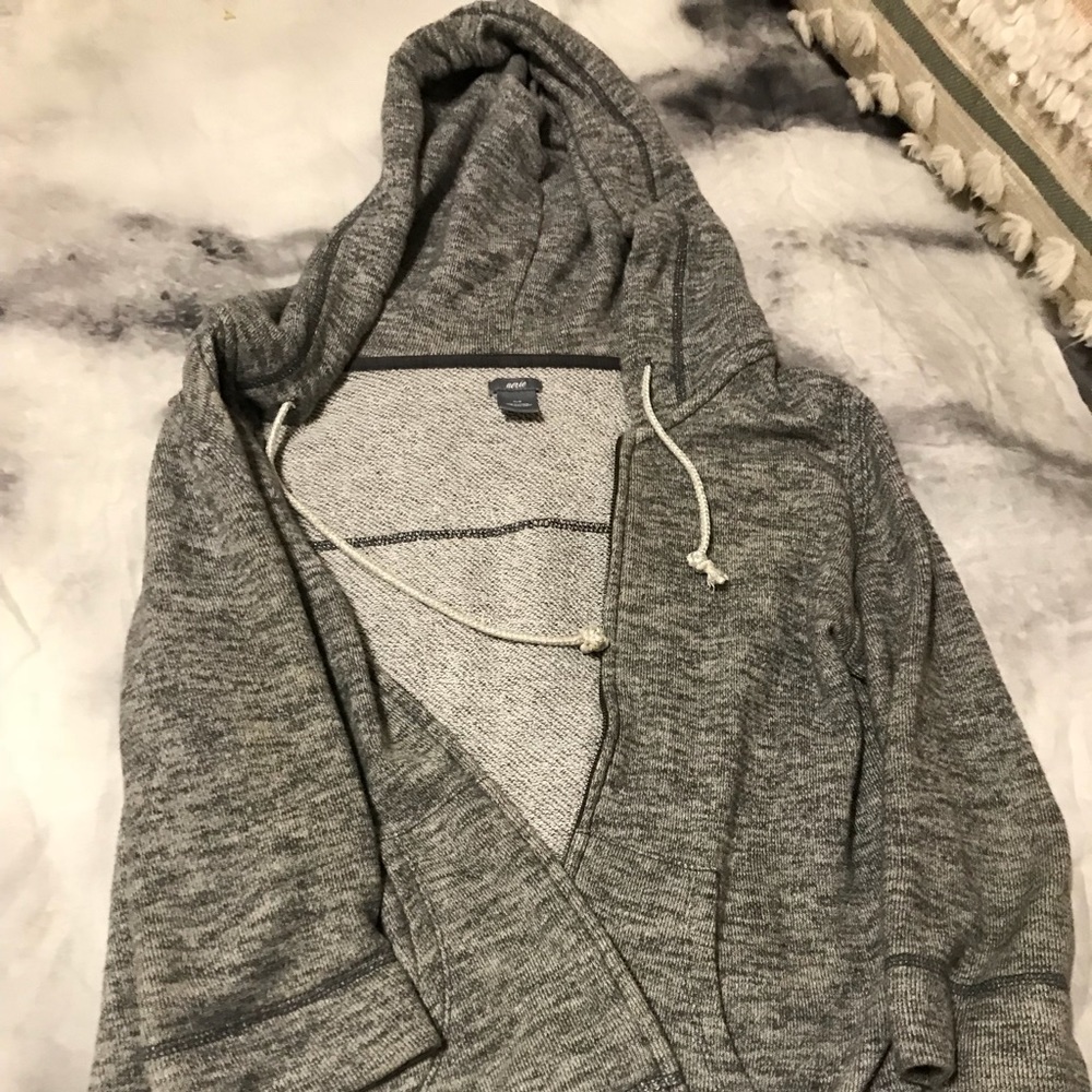 Aerie grey sweater